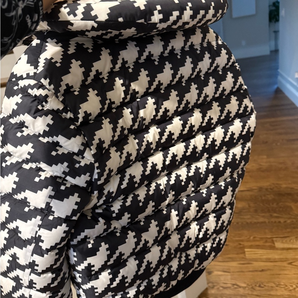Black and White Houndstooth Puffer Jacket - Picture 3 of 5